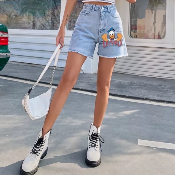 90s Jerry Leigh FLINTSTONES MOM JEAN SHORTS Size M/28 - Picture 7 of 7